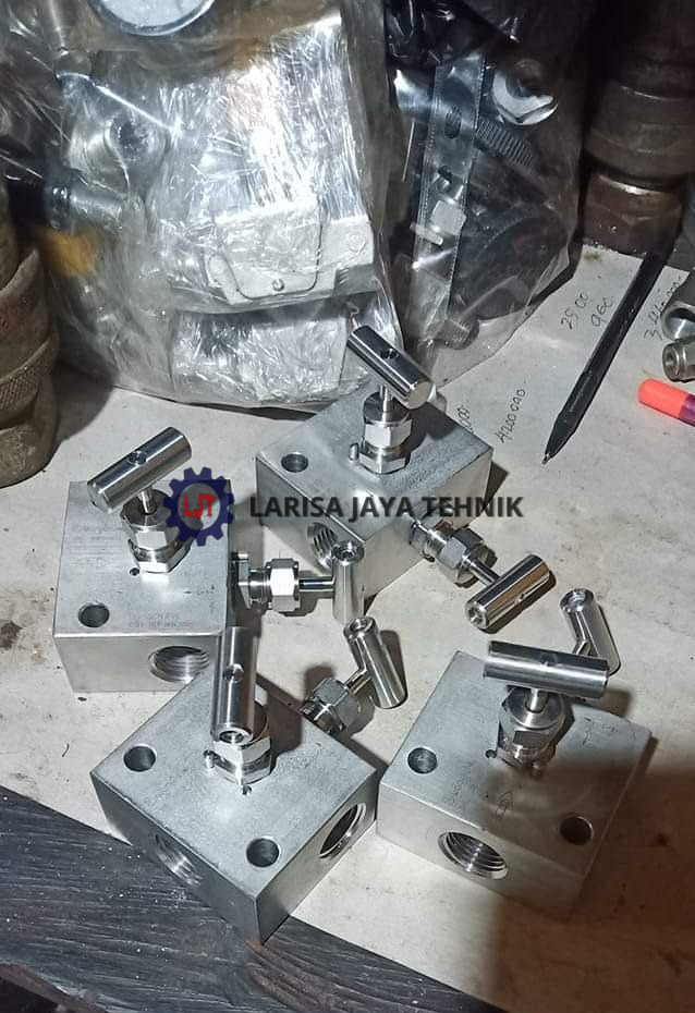 2-Way Manifold SS-316L