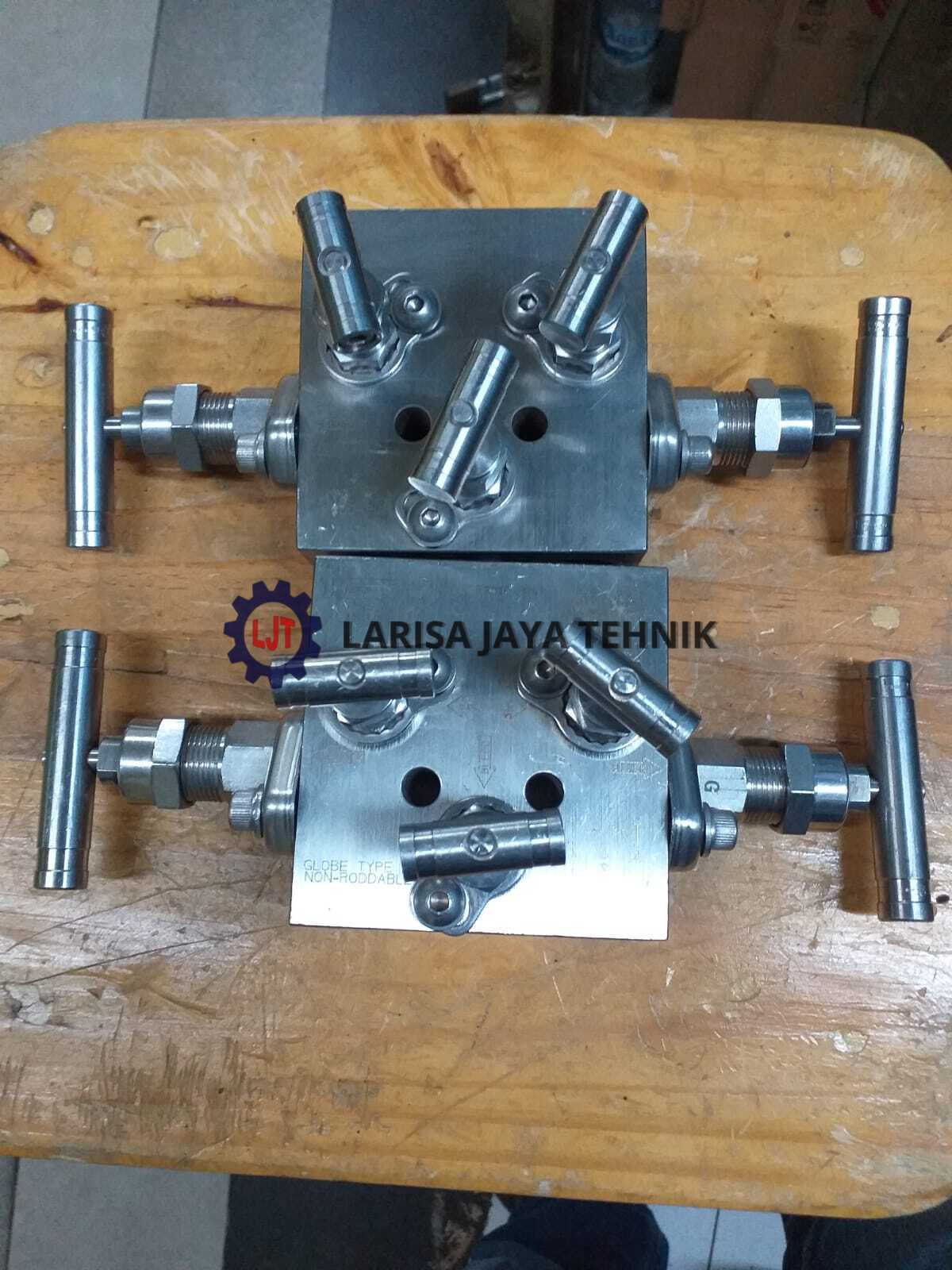 5-Way Manifold SS-316L