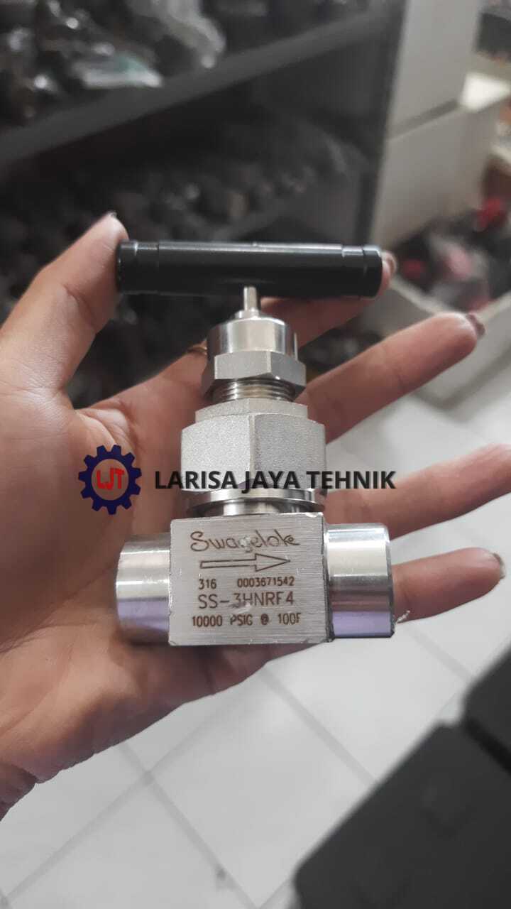Neddle Valve 1", Stainless 316L Pressure : 2500 - 10.000Psi