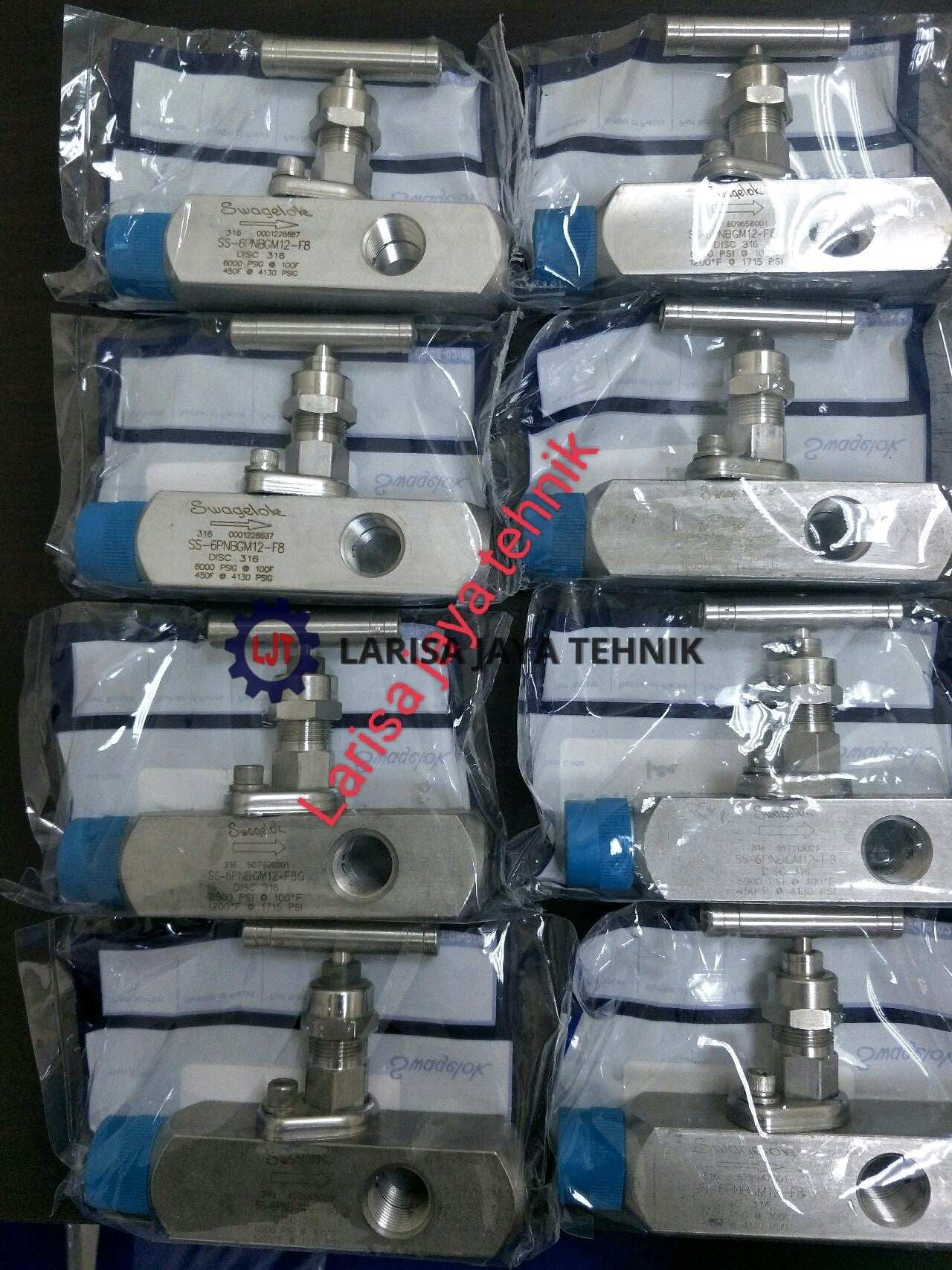 Multiport 3/4"Npt x 1/2"Fnpt
