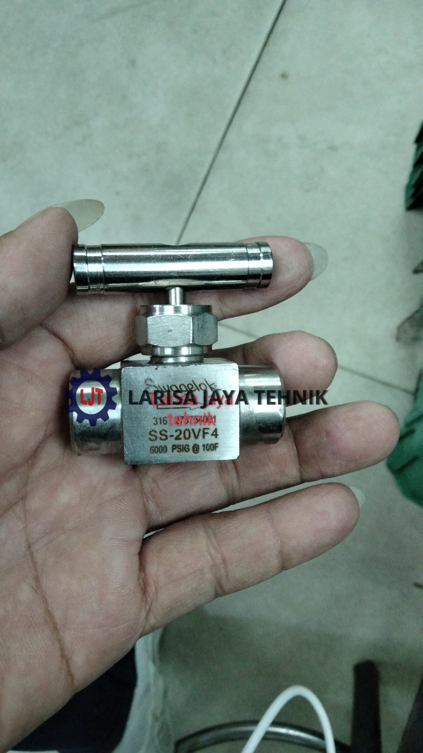 Neddle Valve 1/8"