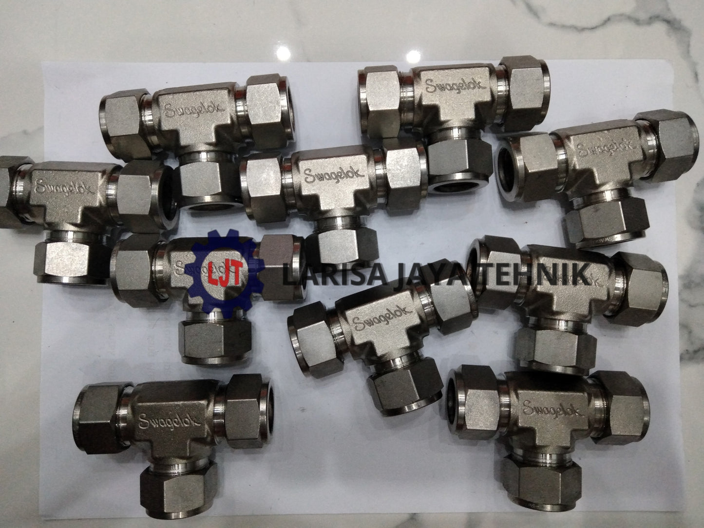 Union Tee 1/8"Od, Stainless 316L